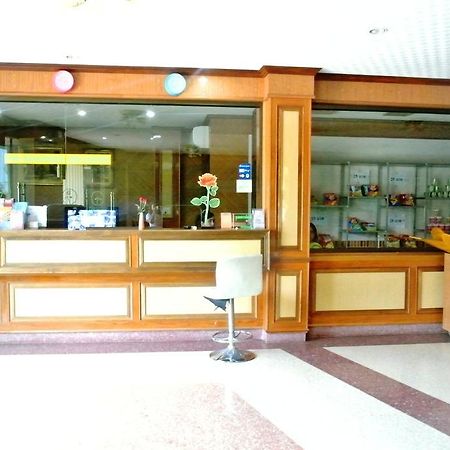 Rose Garden Hotel Аюттхая Экстерьер фото